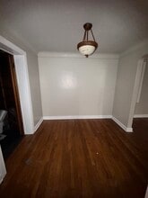 21218 Hillgrove Ave in Maple Heights, OH - Building Photo - Building Photo