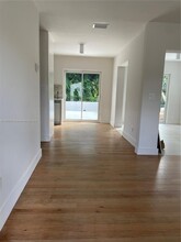 22 Marabella Ave in Coral Gables, FL - Building Photo - Building Photo