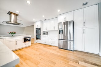 3402 Pine Haven Cir in Boca Raton, FL - Building Photo - Building Photo