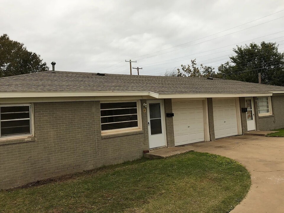 2306 62nd St in Lubbock, TX - Building Photo