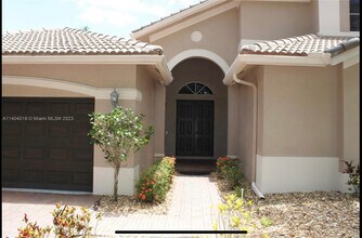 1342 Crossbill Court in Weston, FL - Building Photo - Building Photo