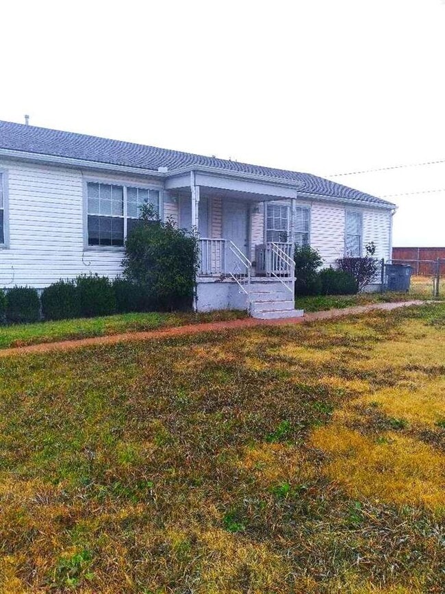 property at 1175 NW Ozmun Ave