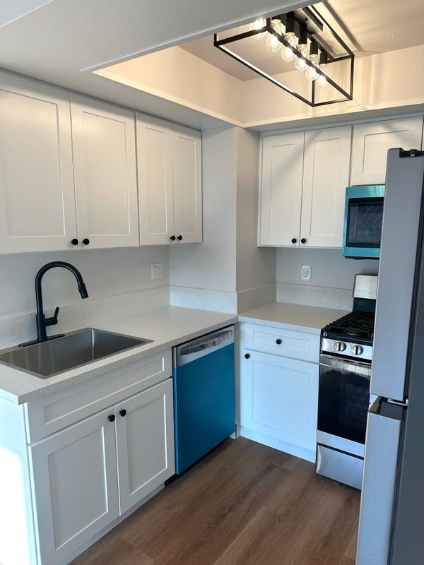 property at 918 W College St