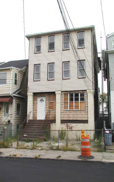 186 Beach 113th St