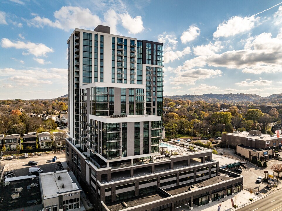 427 Veritas St in Nashville, TN - Foto de edificio