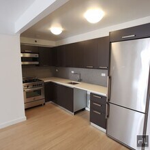 East 39th Street, Unit 17F in New York, NY - Building Photo - Building Photo