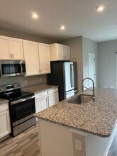 115 Wildflower Ct in Mount Washington, KY - Building Photo - Building Photo