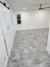 15959 W Wind Cir in Sunrise, FL - Building Photo - Building Photo