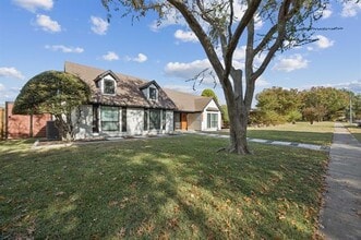 2833 Meadowbrook Dr in Plano, TX - Building Photo - Building Photo