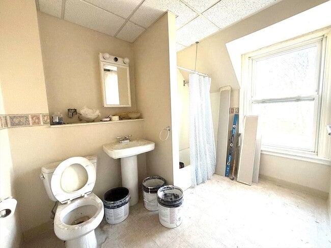 212 Bradstreet Ave in Revere, MA - Building Photo - Building Photo