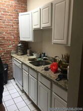 1130 Commonwealth Ave in Boston, MA - Foto de edificio - Building Photo