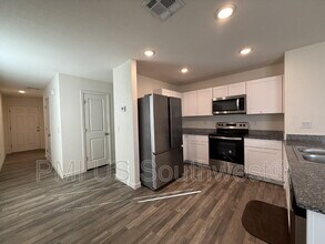 2430 River Valley Cir in Bullhead City, AZ - Building Photo - Building Photo