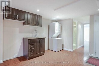 14 Millhouse Ct in Vaughan, ON - Building Photo - Building Photo