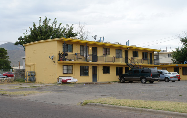 4709 Maxwell Ave in El Paso, TX - Building Photo - Building Photo