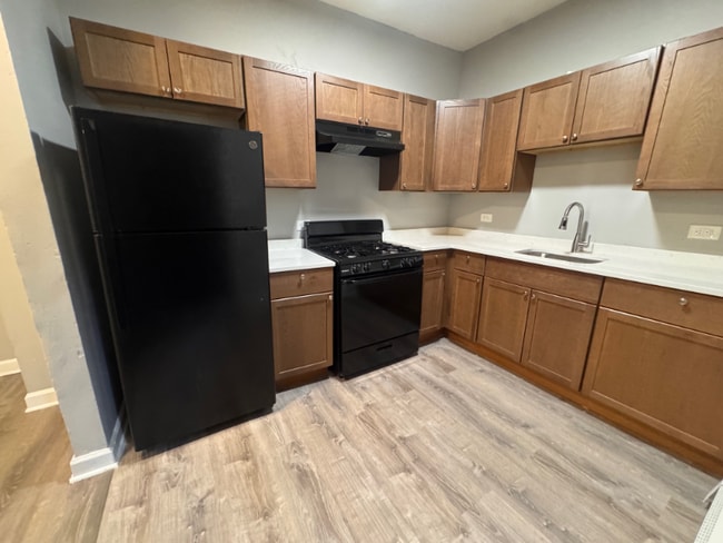 5645-5657 W Washington Blvd in Chicago, IL - Foto de edificio - Building Photo