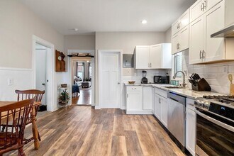 264 Maverick St in Boston, MA - Building Photo - Building Photo