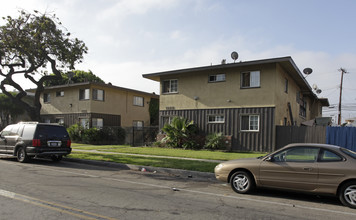 1828 W Greenleaf Ave in Anaheim, CA - Building Photo - Building Photo