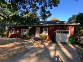 1683 Gasche St in Wooster, OH - Building Photo