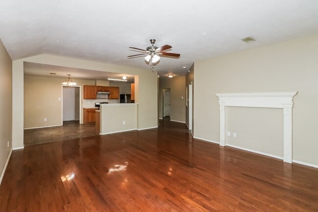 6618 Sutton Meadows Dr