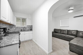 201 SE 23rd St in Fort Lauderdale, FL - Building Photo - Building Photo