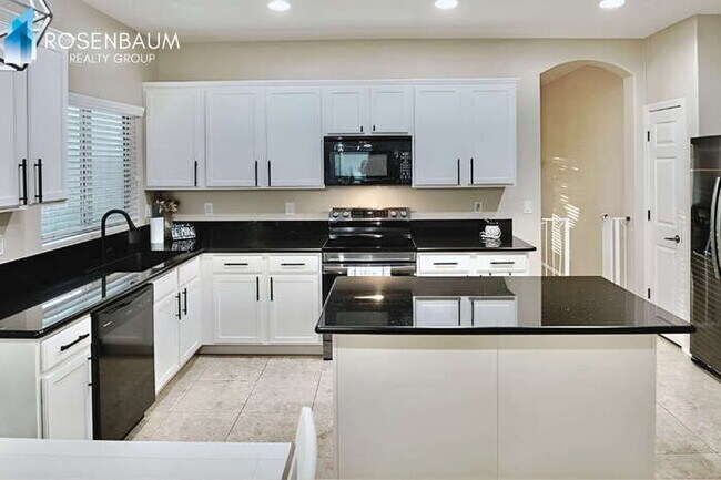 14951 N 145th Ave in Surprise, AZ - Foto de edificio - Building Photo