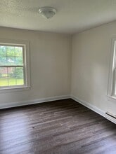 54 Henry St in Roanoke Rapids, NC - Foto de edificio - Building Photo