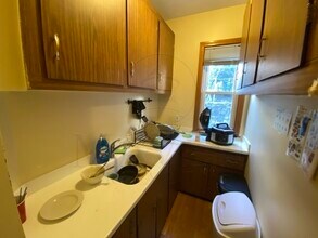 35 Hancock St-Unit -1 in Somerville, MA - Building Photo - Building Photo