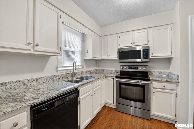 4131 Kaplan Dr in Raleigh, NC - Building Photo - Building Photo