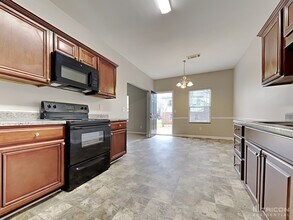 4018 Haworth Pkwy in Mcdonough, GA - Building Photo - Building Photo