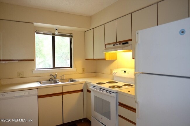 2328 Sadler Rd in Fernandina Beach, FL - Building Photo - Building Photo