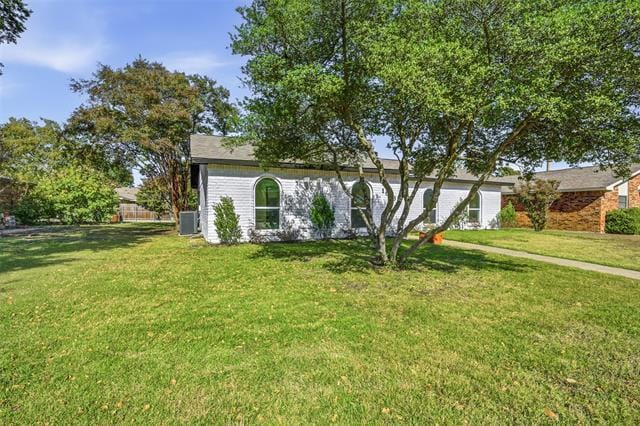 1613 Cumberland Trail in Plano, TX - Building Photo - Building Photo