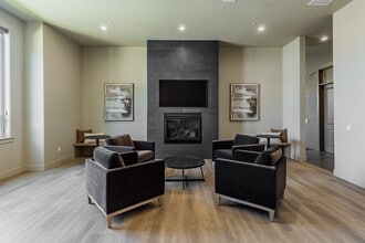 Eastpark Apartment Homes in Salem, OR - Foto de edificio - Building Photo
