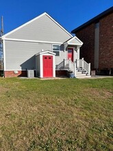 415 Warren Ave in East Providence, RI - Building Photo - Building Photo