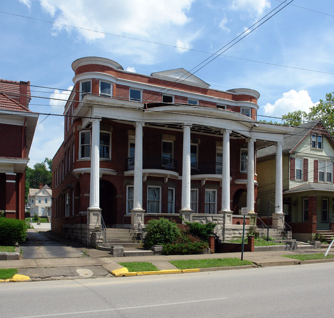 1130 Market St in Parkersburg, WV - Building Photo - Building Photo