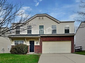 3188 Summitrun Dr in Independence, KY - Building Photo