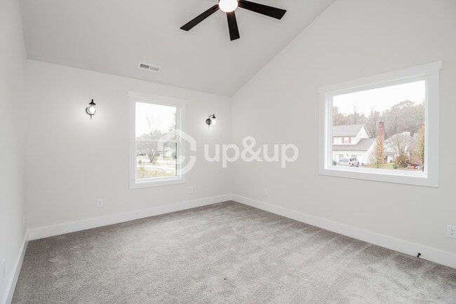 3423 New Hampshire Dr in Charlotte, NC - Building Photo - Building Photo