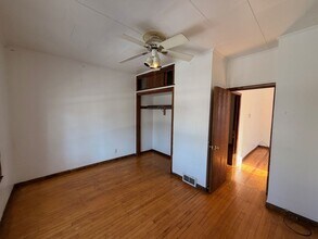 3232 N Bartlett Ave in Milwaukee, WI - Building Photo - Building Photo