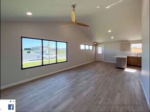 1412 E Iris Ave in McAllen, TX - Building Photo - Building Photo