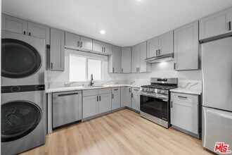 1537 N Kingsley Dr in Los Angeles, CA - Building Photo - Building Photo
