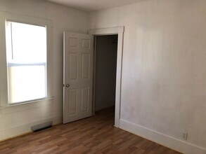 436 W 1st N in St Anthony, ID - Building Photo - Building Photo