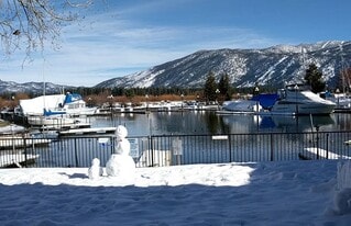 439 Ala Wai Blvd in South Lake Tahoe, CA - Building Photo