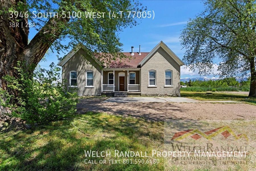 3946 S 5100 W St in Hooper, UT - Foto de edificio