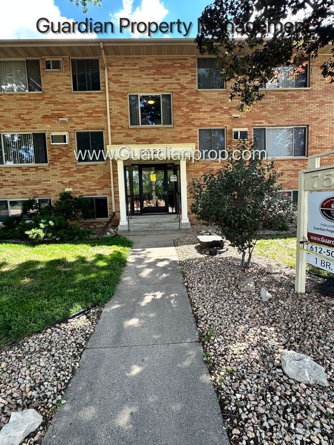 7521 Penn Ave S in Minneapolis, MN - Building Photo - Building Photo