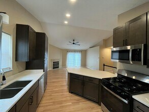 3412 Westerville Woods Dr in Columbus, OH - Building Photo - Building Photo