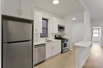 164 Orchard St in New York, NY - Building Photo - Building Photo