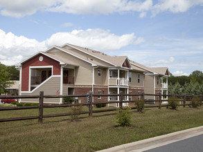 Pine Mountain Trace in Hudson, NC - Building Photo - Building Photo