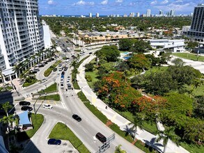 1830 Radius Dr in Hollywood, FL - Foto de edificio - Building Photo