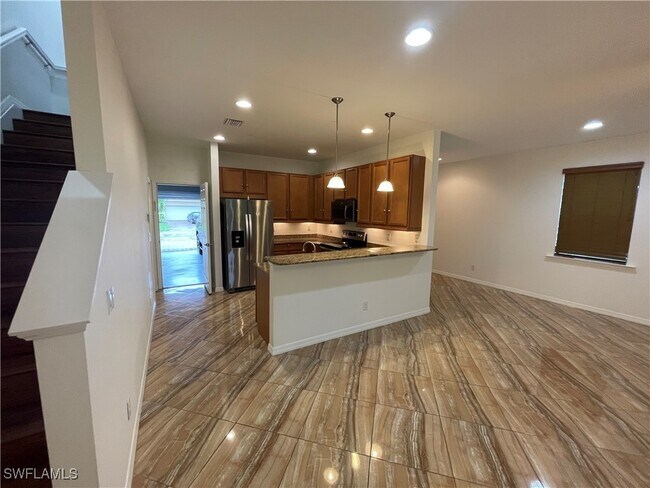 property at 15326 Summit Pl Cir