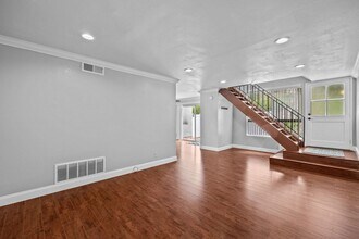 23006 Vía Cereza in Mission Viejo, CA - Building Photo - Building Photo