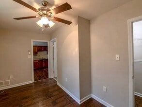 1025 Rosedale Ave in Durham, NC - Foto de edificio - Building Photo